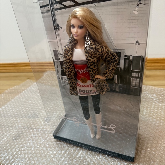SILVER LABEL - Andy Warhol Barbie - MINT 💎 - Picture 6 of 16